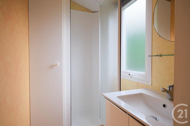 maison à vendre - 6 pièces - 53.8 m2 - ST GEORGES DE LA RIVIERE - 50 - BASSE-NORMANDIE - Century 21 Chevet Immobilier