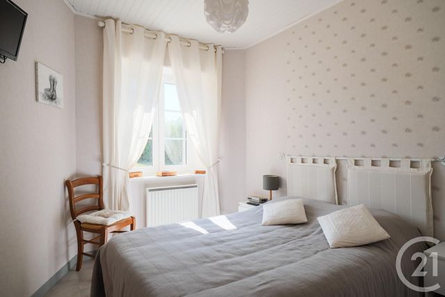 maison à vendre - 5 pièces - 102.38 m2 - ST GEORGES DE LA RIVIERE - 50 - BASSE-NORMANDIE - Century 21 Chevet Immobilier