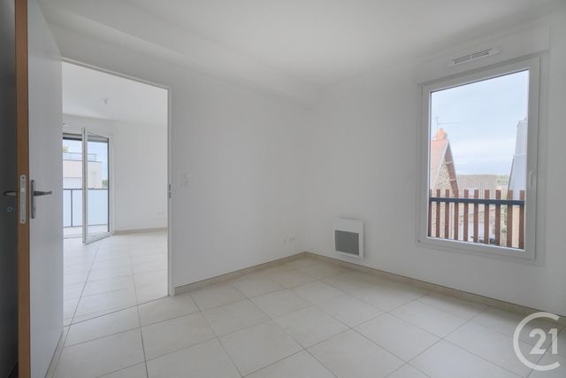 Appartement T2 à vendre - 2 pièces - 43.9 m2 - BARNEVILLE CARTERET - 50 - BASSE-NORMANDIE - Century 21 Chevet Immobilier