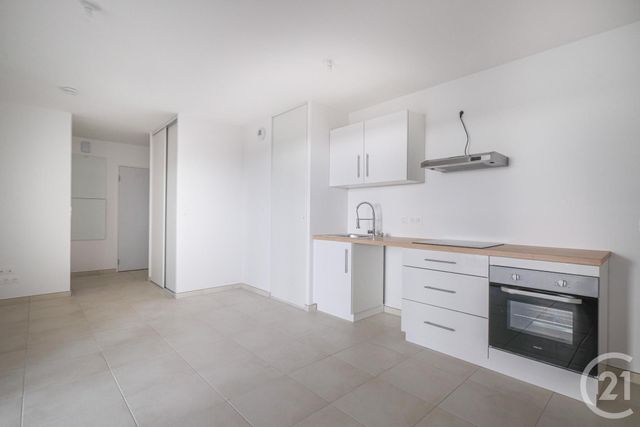 Appartement T2 à vendre - 2 pièces - 45.2 m2 - BARNEVILLE CARTERET - 50 - BASSE-NORMANDIE - Century 21 Chevet Immobilier