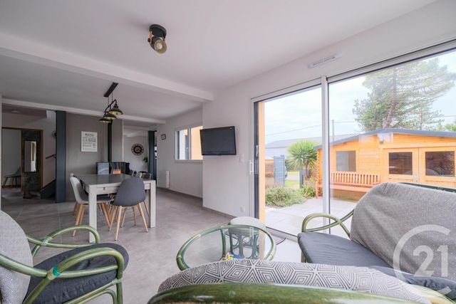 maison à vendre - 6 pièces - 148.0 m2 - ST GERMAIN SUR AY - 50 - BASSE-NORMANDIE - Century 21 Chevet Immobilier