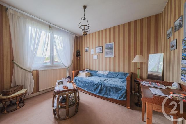 maison à vendre - 5 pièces - 109.33 m2 - ST HILAIRE PETITVILLE - 50 - BASSE-NORMANDIE - Century 21 Chevet Immobilier