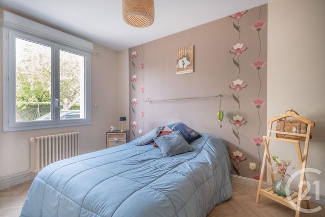 maison à vendre - 6 pièces - 124.99 m2 - RAUVILLE LA PLACE - 50 - BASSE-NORMANDIE - Century 21 Chevet Immobilier