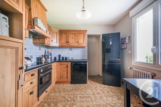 maison à vendre - 6 pièces - 124.99 m2 - RAUVILLE LA PLACE - 50 - BASSE-NORMANDIE - Century 21 Chevet Immobilier