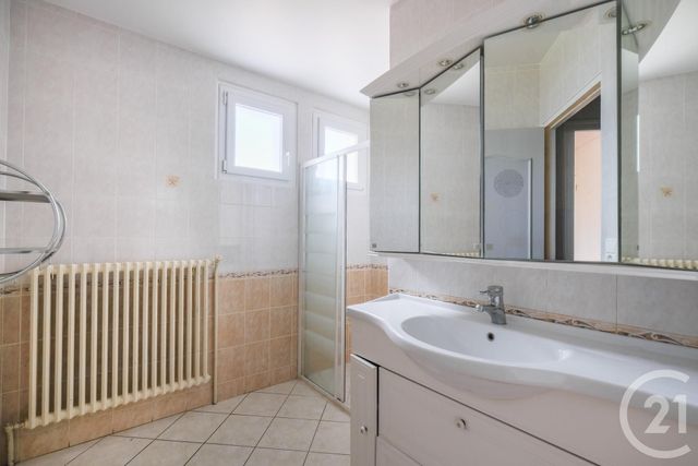 maison à vendre - 5 pièces - 121.55 m2 - STE MERE EGLISE - 50 - BASSE-NORMANDIE - Century 21 Chevet Immobilier