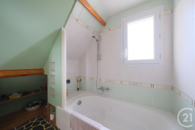 maison à vendre - 5 pièces - 123.35 m2 - ST GERMAIN LE GAILLARD - 50 - BASSE-NORMANDIE - Century 21 Chevet Immobilier