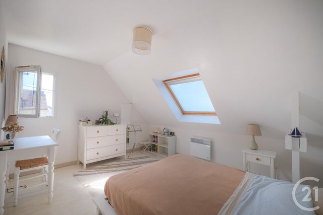 maison à vendre - 7 pièces - 137.1 m2 - DENNEVILLE - 50 - BASSE-NORMANDIE - Century 21 Chevet Immobilier
