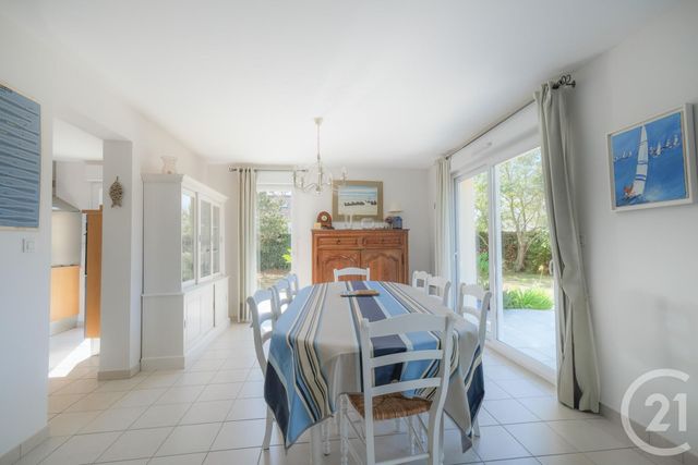 maison à vendre - 7 pièces - 137.1 m2 - DENNEVILLE - 50 - BASSE-NORMANDIE - Century 21 Chevet Immobilier