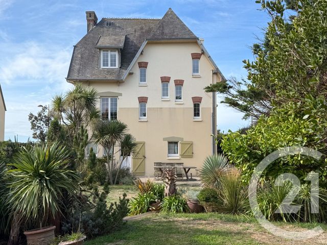 maison à vendre - 7 pièces - 157.33 m2 - ST JEAN DE LA RIVIERE - 50 - BASSE-NORMANDIE - Century 21 Chevet Immobilier